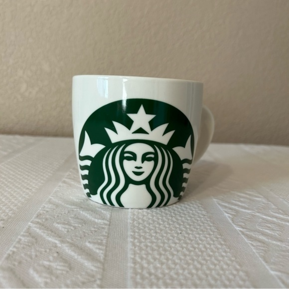 Starbucks 14‎ oz. 2016 White and Green Coffee Mug